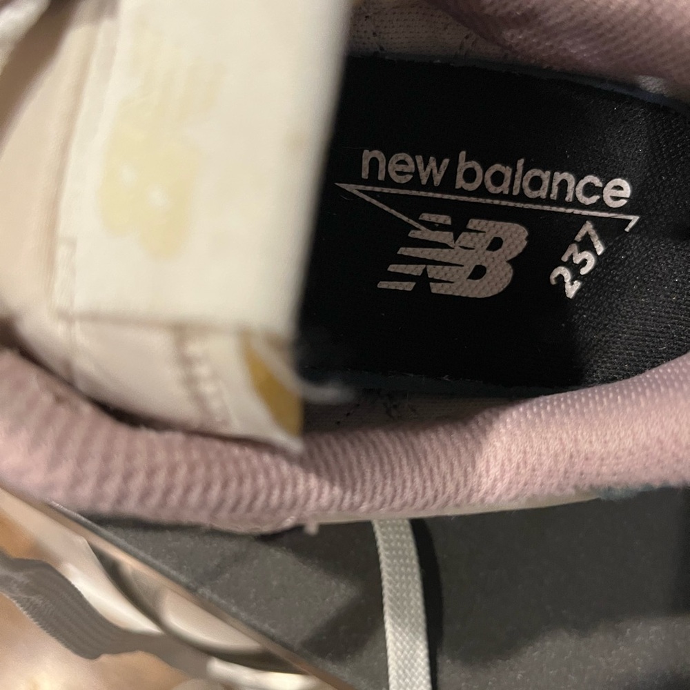 New Balance 237 Women’s Sneakers - Picture 13 of 13
